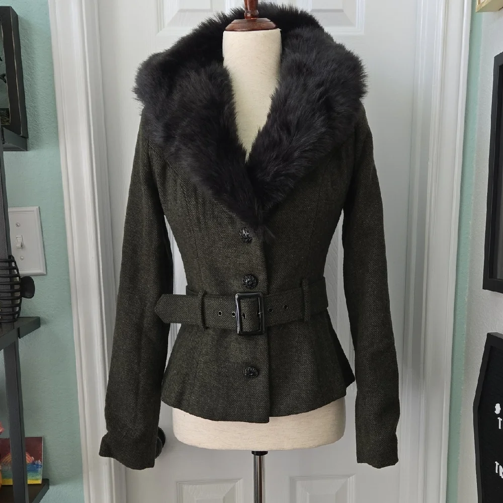 Collectif Molly Vintage Jacket W/ Fur Collar, In Olive Green, NWT - Picture 3 of 16